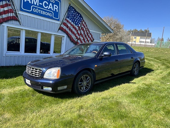 Cadillac Deville 6 of 12
