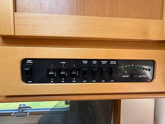 Kabe Onyx GLE KS 11 of 14