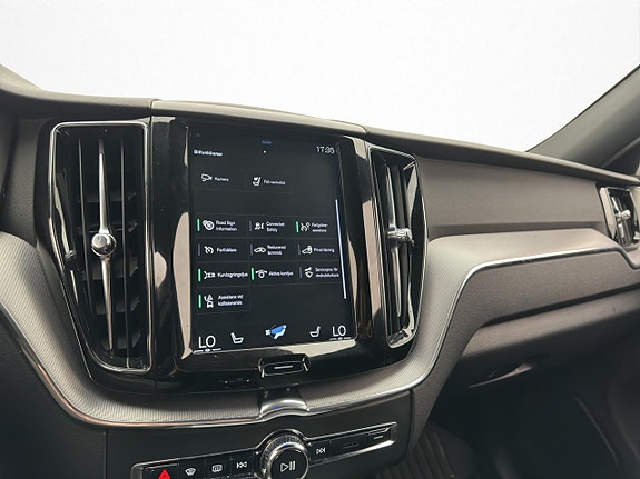 Volvo XC60 24 of 30