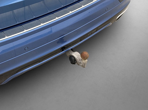 Volvo XC60 10 of 30