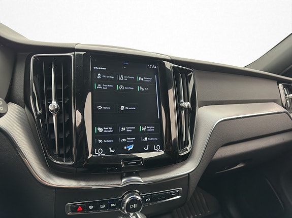 Volvo XC60 22 of 30