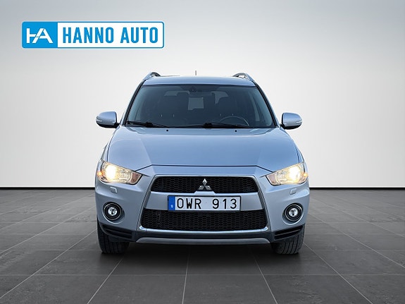 Mitsubishi Outlander 8 of 30