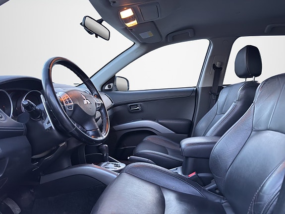 Mitsubishi Outlander 11 of 30