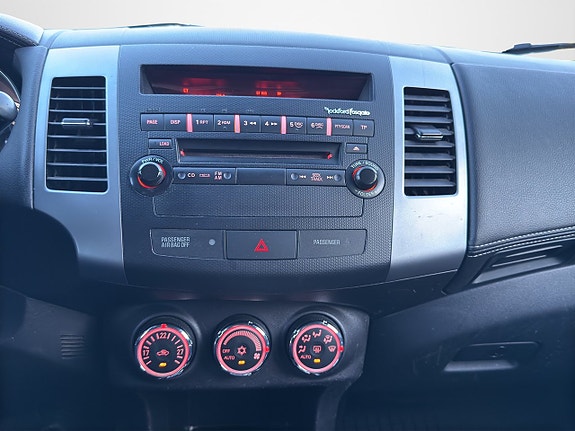 Mitsubishi Outlander 29 of 30