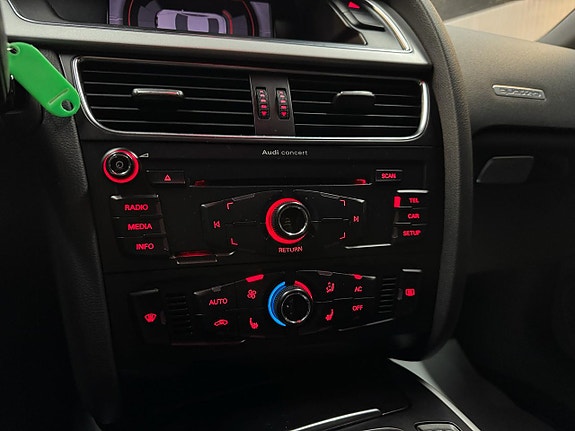 Audi A5 12 of 16