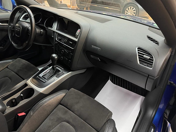 Audi A5 8 of 16