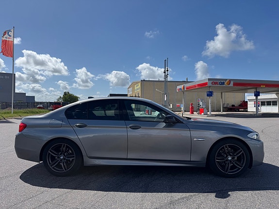 BMW 520d 4 of 5