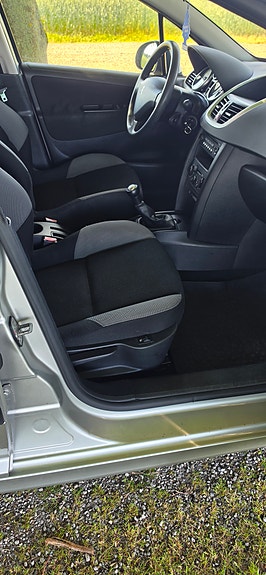 Peugeot 207 5 of 5