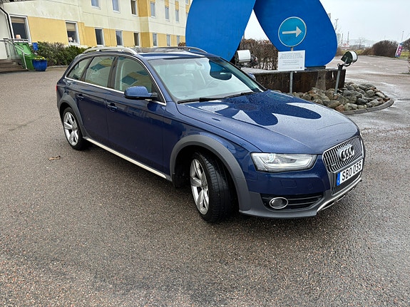 Audi A4 allroad 4 of 5