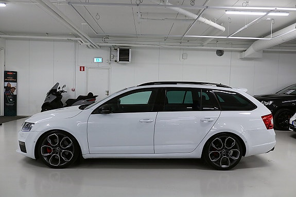 Skoda Octavia RS 12 of 30