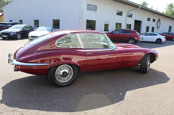 Jaguar E-TYPE 6 of 12
