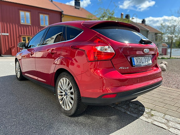 Ford Focus 3 of 9