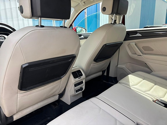 Volkswagen Tiguan Allspace 15 of 18