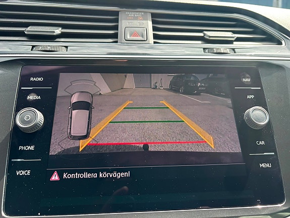 Volkswagen Tiguan Allspace 16 of 18