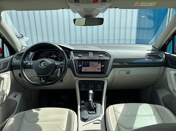 Volkswagen Tiguan Allspace 12 of 18