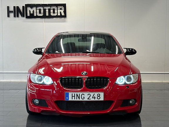 BMW 335d 4 of 5