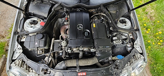 Mercedes-Benz C180 5 of 5