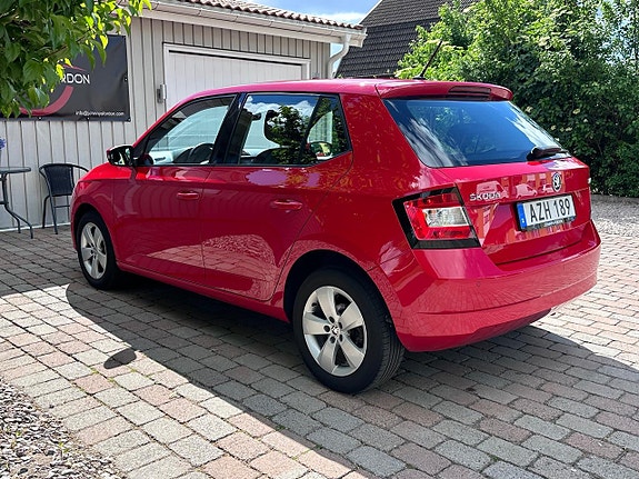 Skoda Fabia 10 of 25
