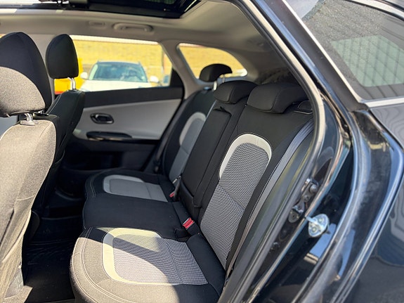 Kia Ceed 14 of 17