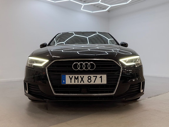 Audi A3 3 of 27