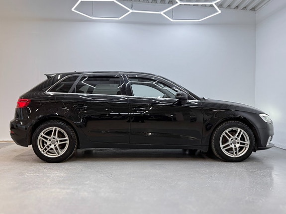 Audi A3 5 of 27