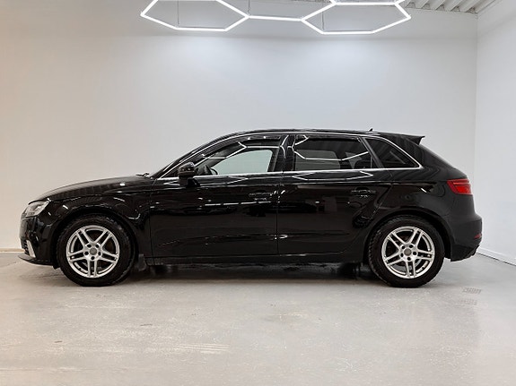 Audi A3 9 of 27