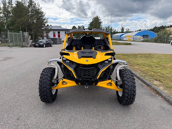 Can-Am Maverick R XRS moms kvar 3 of 7