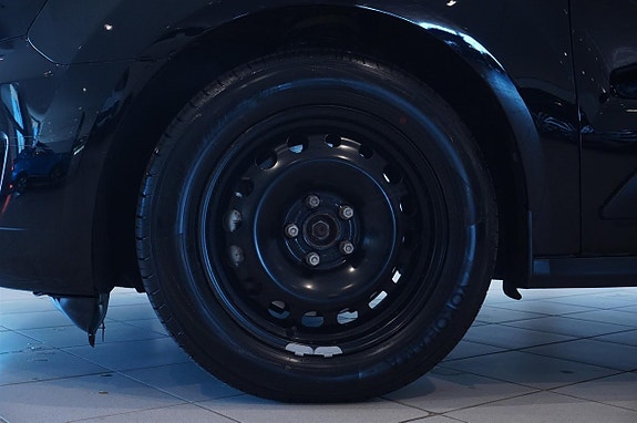 Ford Transit Connect 15 of 15