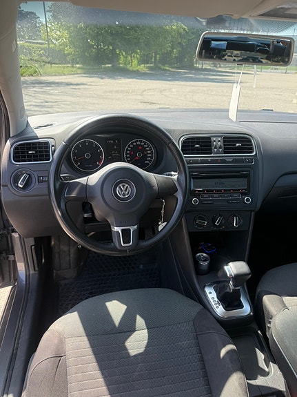 Volkswagen Polo 5 of 5