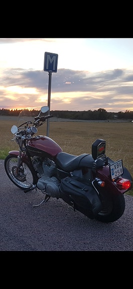 Harley-Davidson Sportster XL883c 15 of 17