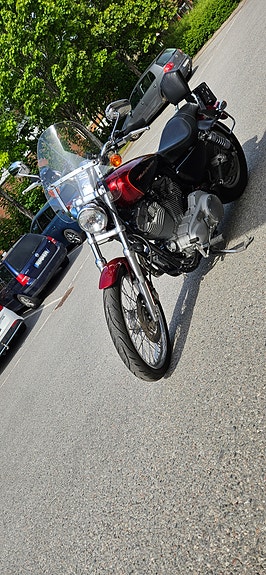 Harley-Davidson Sportster XL883c 4 of 17
