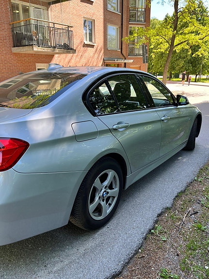 BMW 318d 5 of 9