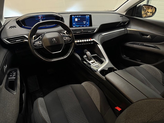Peugeot 5008 13 of 28