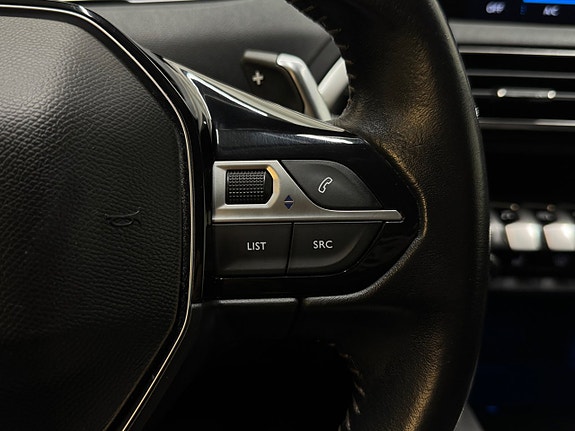 Peugeot 5008 17 of 28