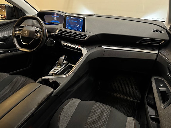 Peugeot 5008 14 of 28