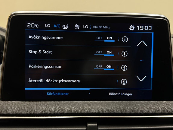 Peugeot 5008 24 of 28