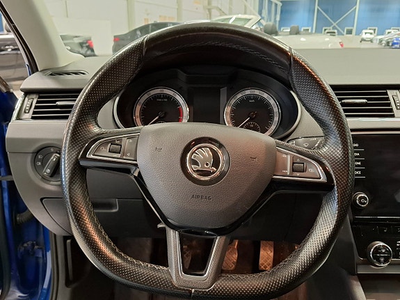 Skoda Octavia 16 of 30
