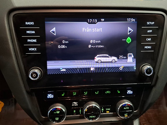 Skoda Octavia 18 of 30