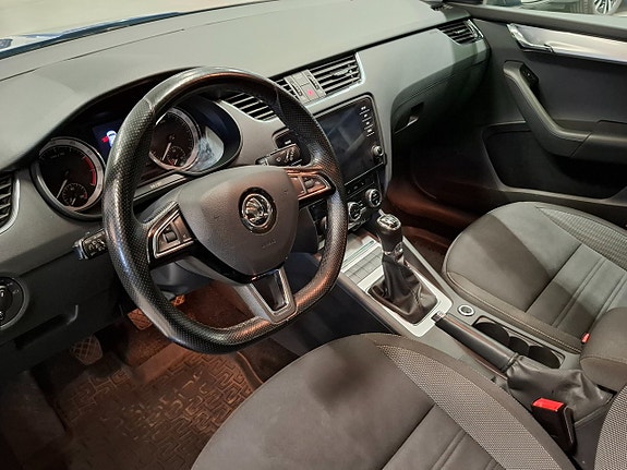 Skoda Octavia 12 of 30