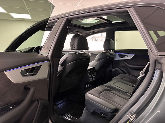 Audi Q8 16 of 20