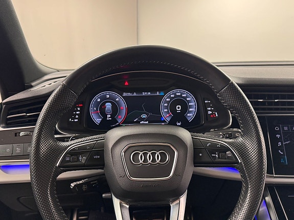 Audi Q8 12 of 20