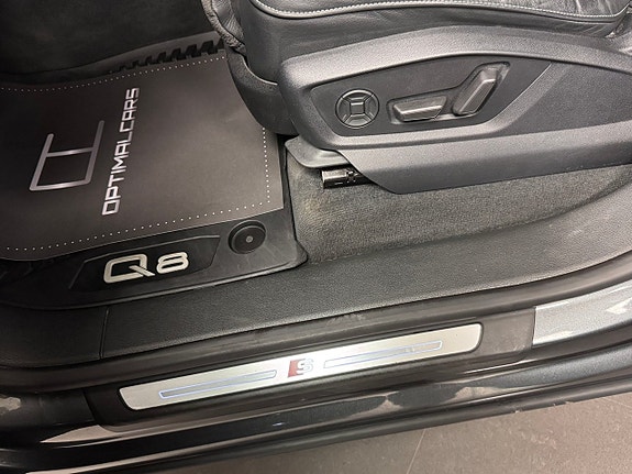Audi Q8 14 of 20