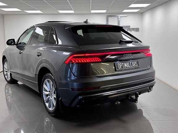 Audi Q8 20 of 20