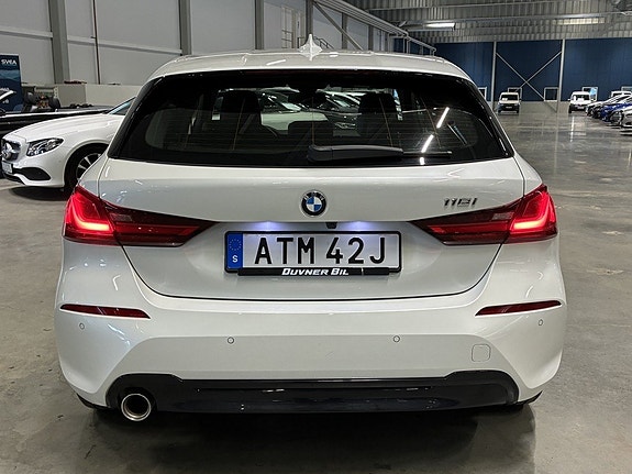 BMW 118i 5 of 5