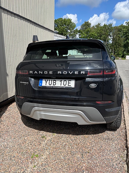 Land Rover Range Rover Evoque 2 of 3