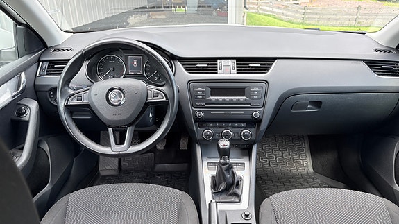 Skoda Octavia 4 of 5