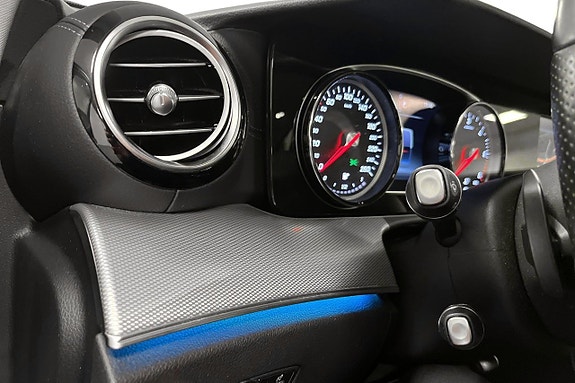 Mercedes-Benz E220 d 13 of 17