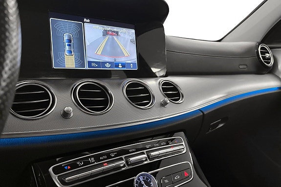 Mercedes-Benz E220 d 15 of 17