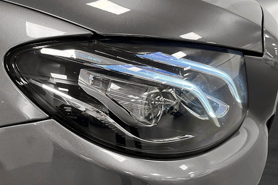 Mercedes-Benz E220 d 12 of 17
