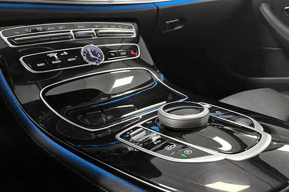 Mercedes-Benz E220 d 17 of 17